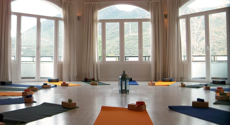 Condition your yoga room correctly